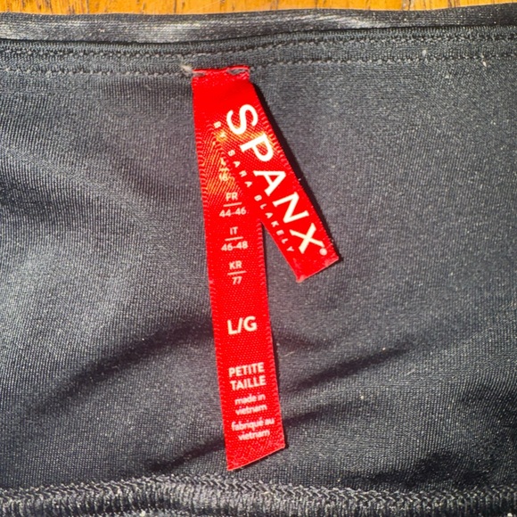 SPANX  Faux Leather Leggings - Picture 4 of 4